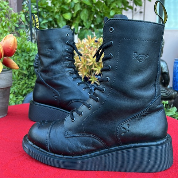 🏴󠁧󠁢󠁥󠁮󠁧󠁿 Dr. Martens MIE Daisy 3A33 Y2K Cutout Wedge Platform Boots UK 5 - Picture 4 of 17